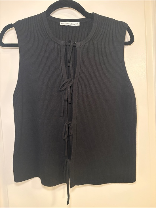 Abercrombie & Fitch Tops - Abercrombie & Fitch Black Ribbed Tie-Front Sleeveless Tank
